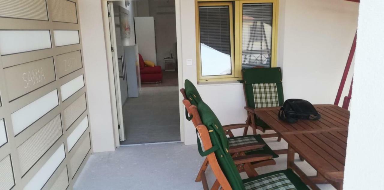 Apartmani Sanja Zaton  Eksteriør bilde
